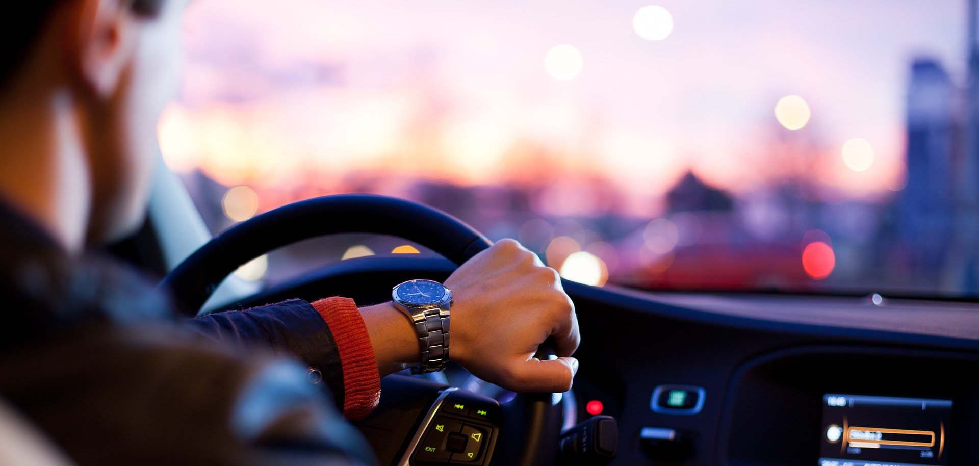 AUTO PLUS : L'oreiller de voiture ISIDOR à l'essai !