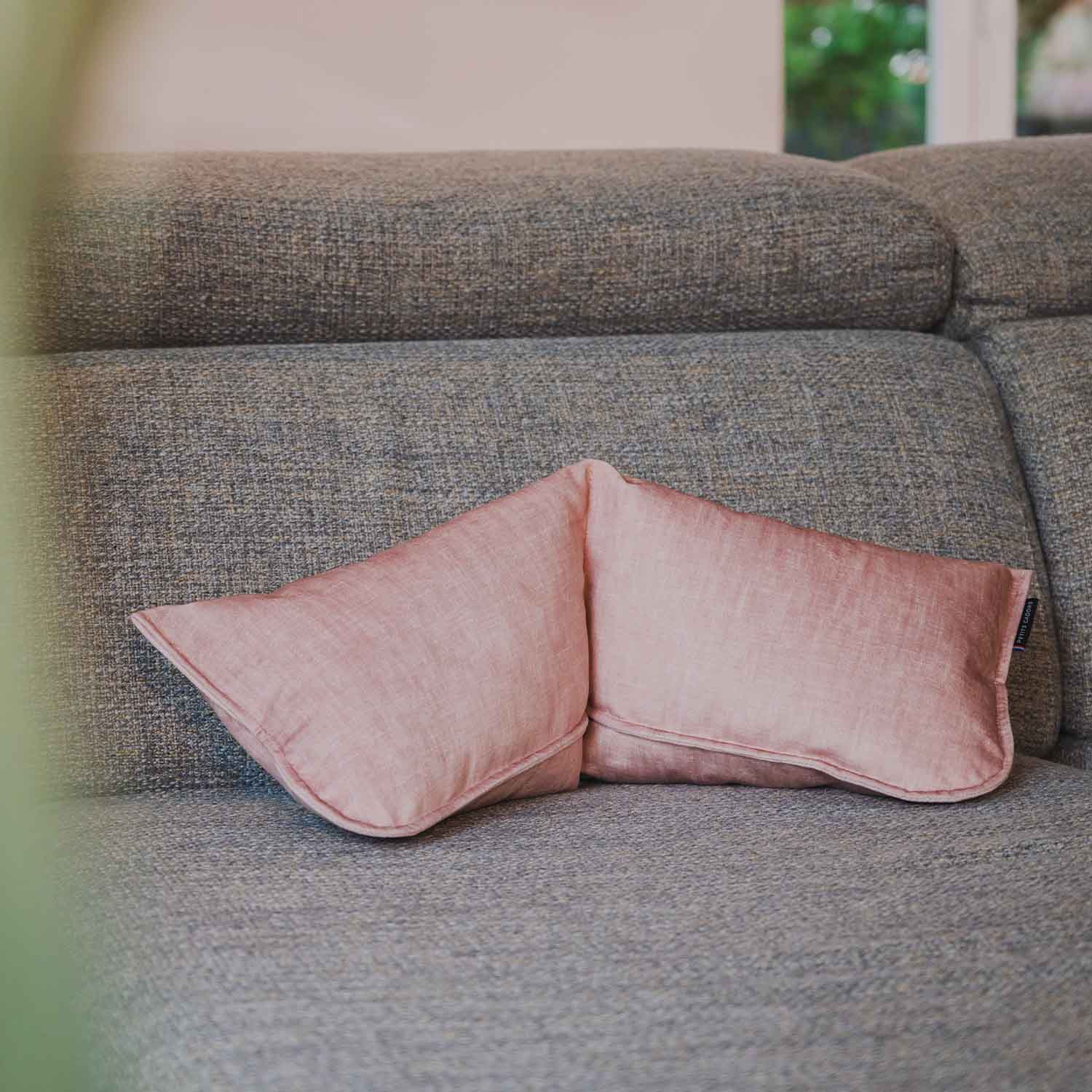 Coussin repose tête et de décoration · ƩPICUR Aphrodite (velours)