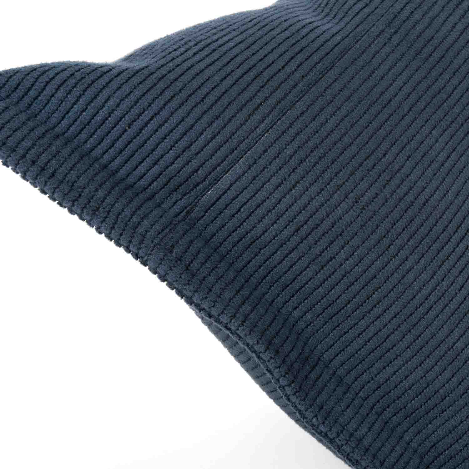 Coussin du quotidien · SALVADOR Oslo (velours)