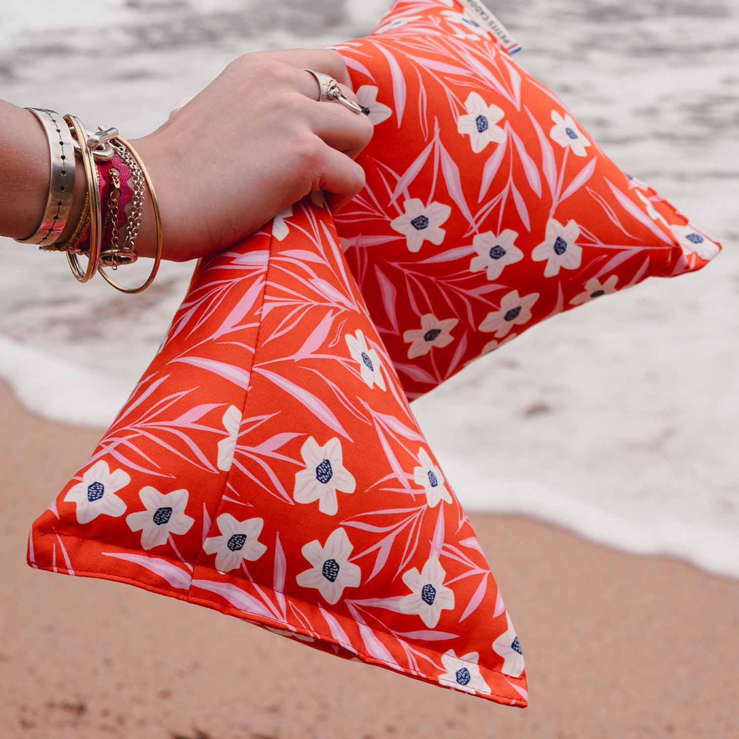 Everyday Cushion · SALVADOR Okinawa