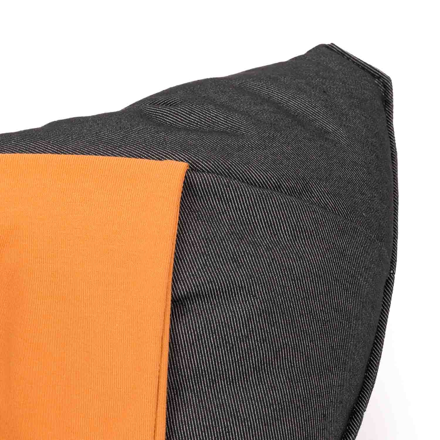 Coussin de voyage . ELLIPSE Malta