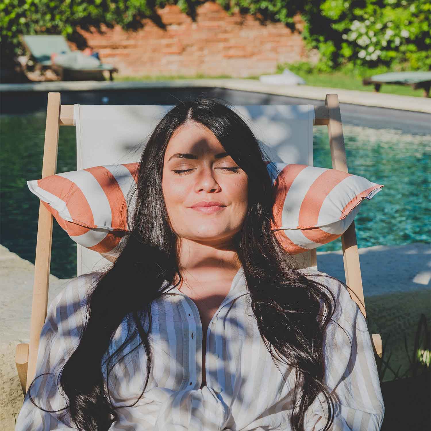 Outdoor neck cushion · ƩPICUR Cannes
