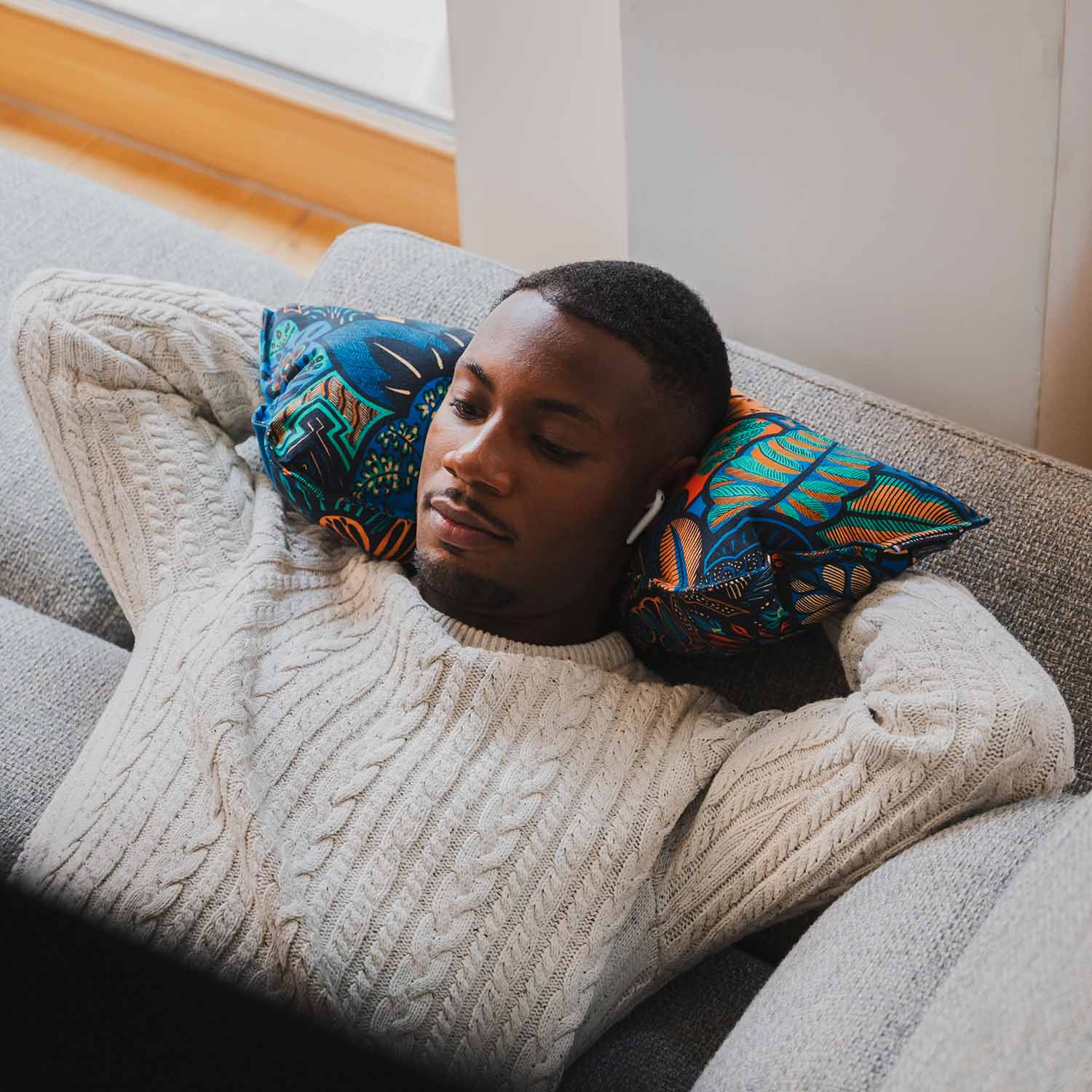 Coussin repose tête et de décoration · ƩPICUR Perséphone