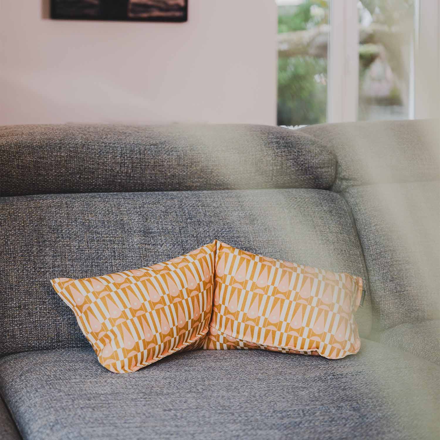 Headrest and decorative cushion · ƩPICUR Thémis
